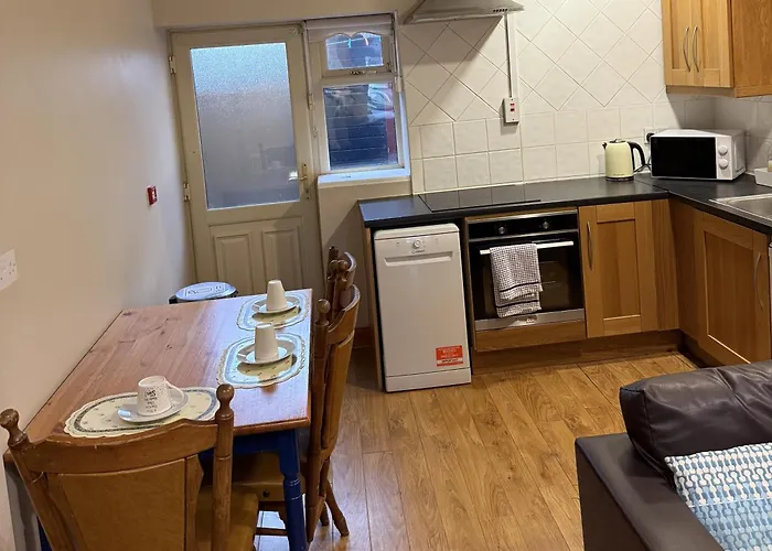 דירה 2 Bed On The Main Street *