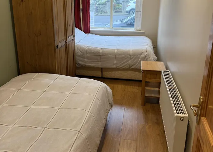 2 Bed On The Main Street Lejlighed *