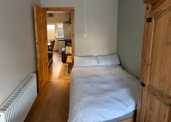 2 Bed On The Main Street * Clogherhead